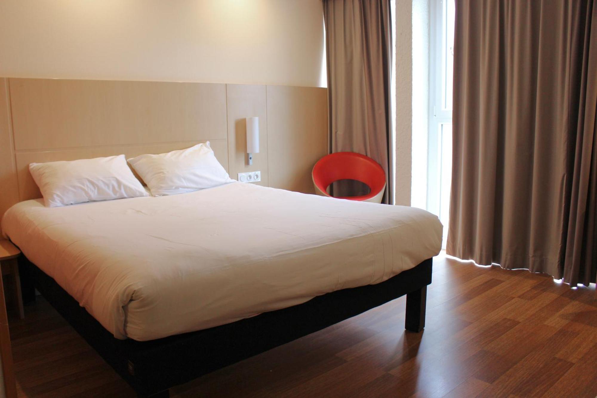 Hotel Ibis Dijon Sud Perrigny-les-Dijon Esterno foto