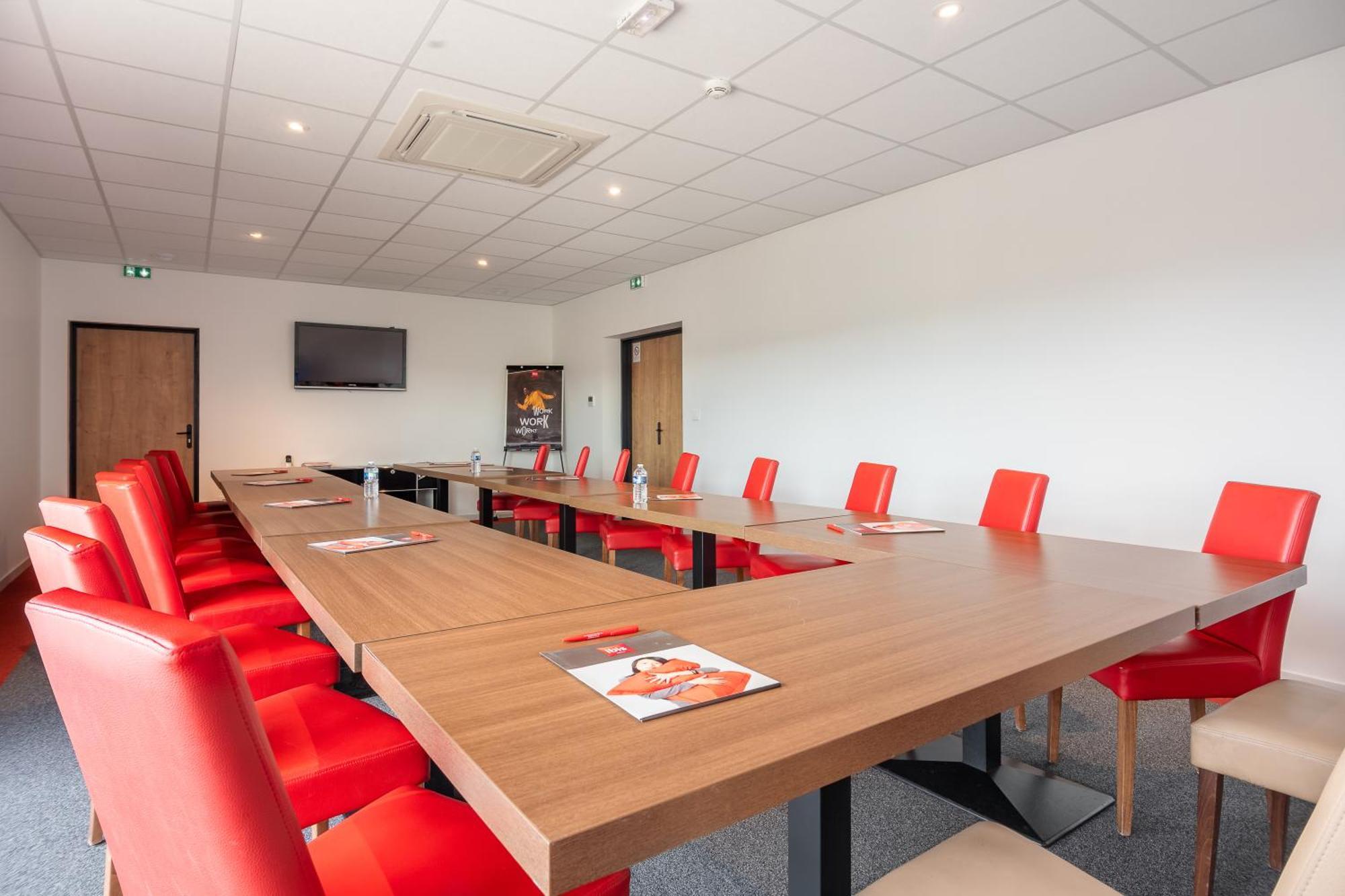 Hotel Ibis Dijon Sud Perrigny-les-Dijon Esterno foto